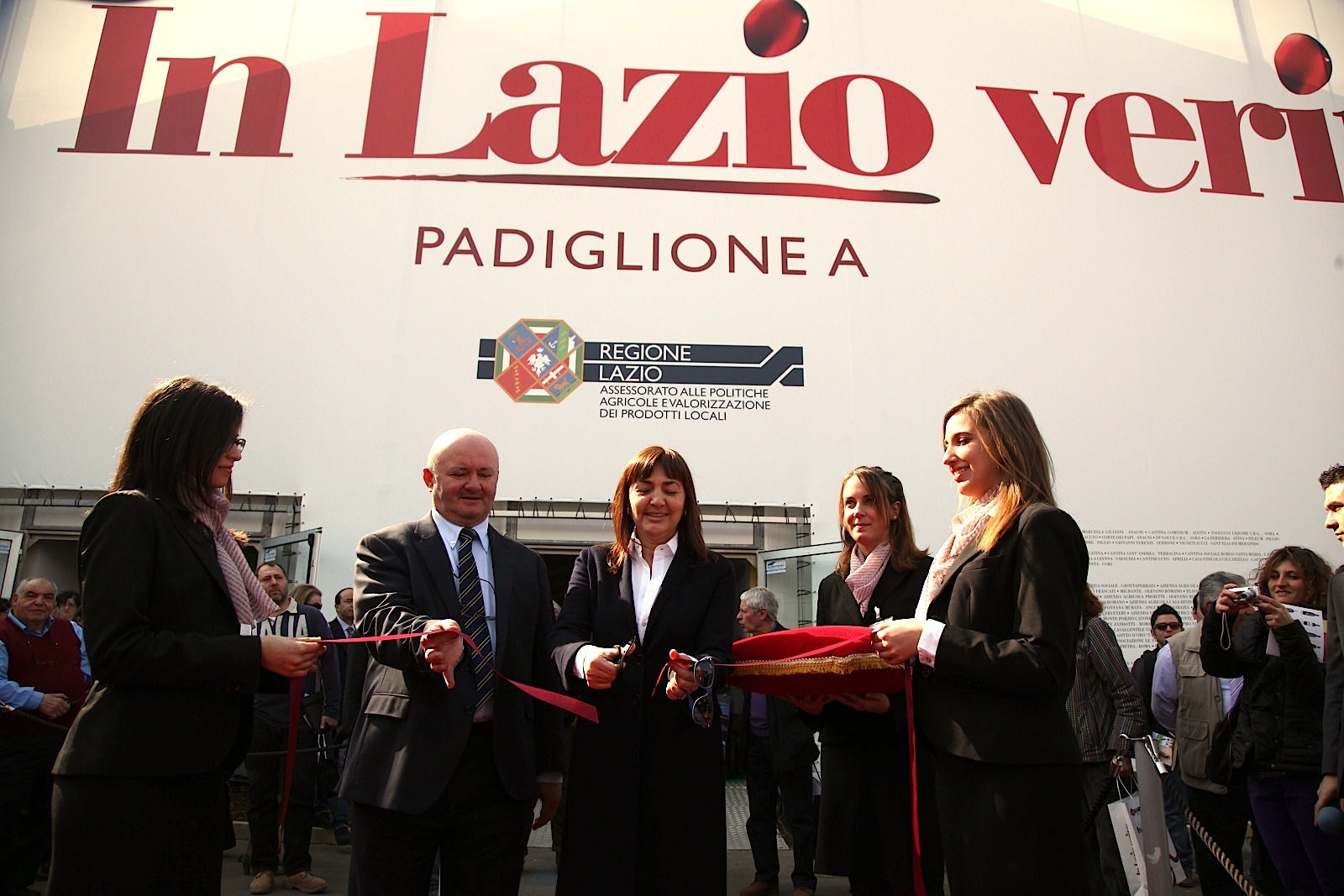 Vinitaly, Polverini inaugura il padiglione della Regione Lazio