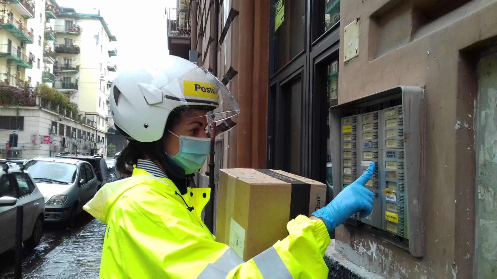 POSTE ITALIANE: DA OGGI A RIETI SI POSSONO SPEDIRE PACCHI DIRETTAMENTE DALLA PROPRIA ABITAZIONE