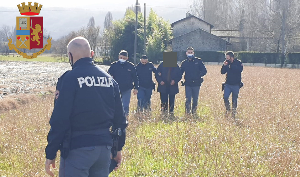 ANZIANO AGGRAPPATO AD UN RAMO E IMMERSO NELL’ACQUA DI UN CANALE DI IRRIGAZIONE: DISPERSO NELLA PIANA REATINA SALVATO DALLA POLIZIA