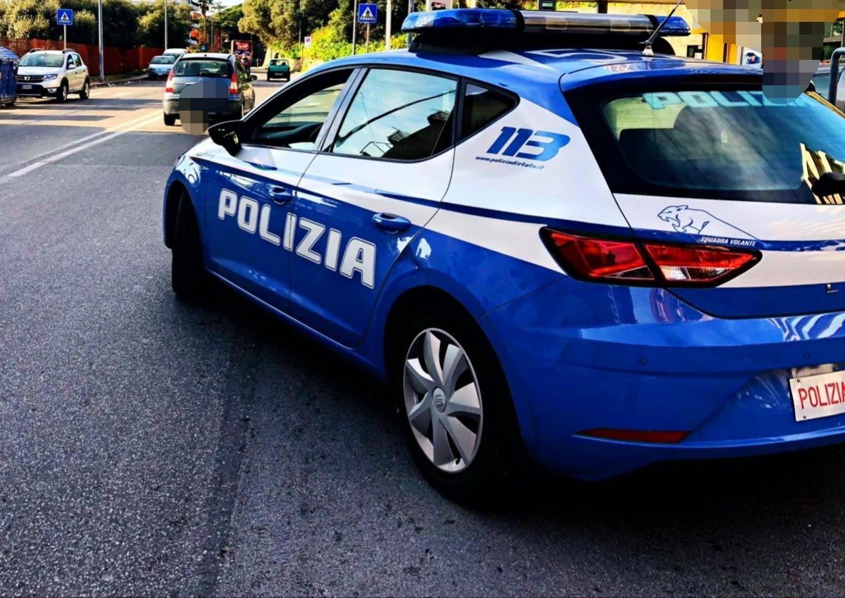 VIOLENZA SESSUALE E ATTI PERSECUTORI: TRE ARRESTI DALLA POLIZIA DI STATO