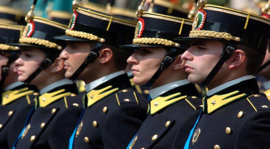 GUARDIA DI FINANZA: CONCORSO PER IL RECLUTAMENTO DI 10 TENENTI DEL RUOLO TECNICO-LOGISTICO-AMMINISTRATIVO DEL CORPO