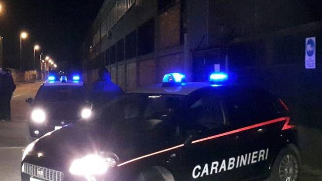 PREPARAVANO UN RAVE PARTY: SCOPERTI E DENUNCIATI DAI CARABINIERI