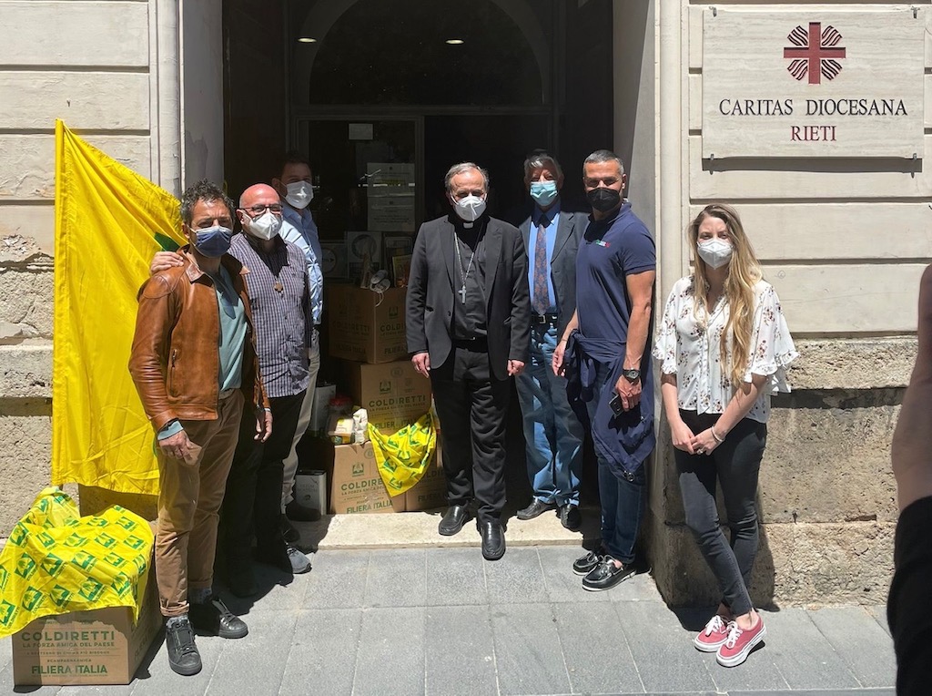 COLDIRETTI RIETI: CONSEGNATI ALLA CARITAS OLTRE MILLE CHILI DI PRODOTTI ALIMENTARI PER LE FAMIGLIE BISOGNOSE
