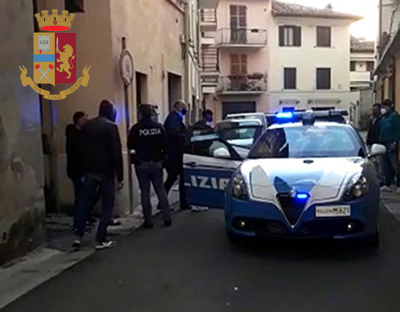 RIETI, SPACCIO E NIGERIANI: ARRESTI A PIAZZA SAN FRANCESCO