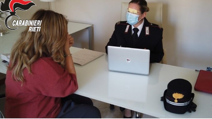 PUGNI E BASTONATE ALLA MOGLIE: DENUNCIATO DAI CARABINIERI
