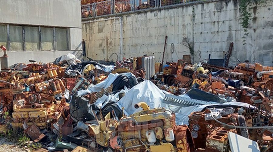 RIFIUTI SPECIALI PERICOLOSI: DEPOSITO SEQUESTRATO DA CARABINIERI FORESTALI