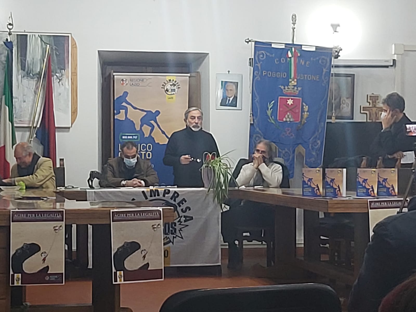 PHOTO-2021-12-15-18-59-57