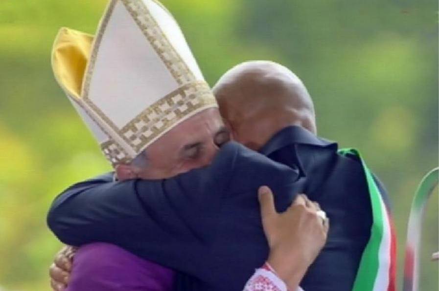 PIROZZI A MONS. POMPILI: “BUON CAMMINO DOMENICO”