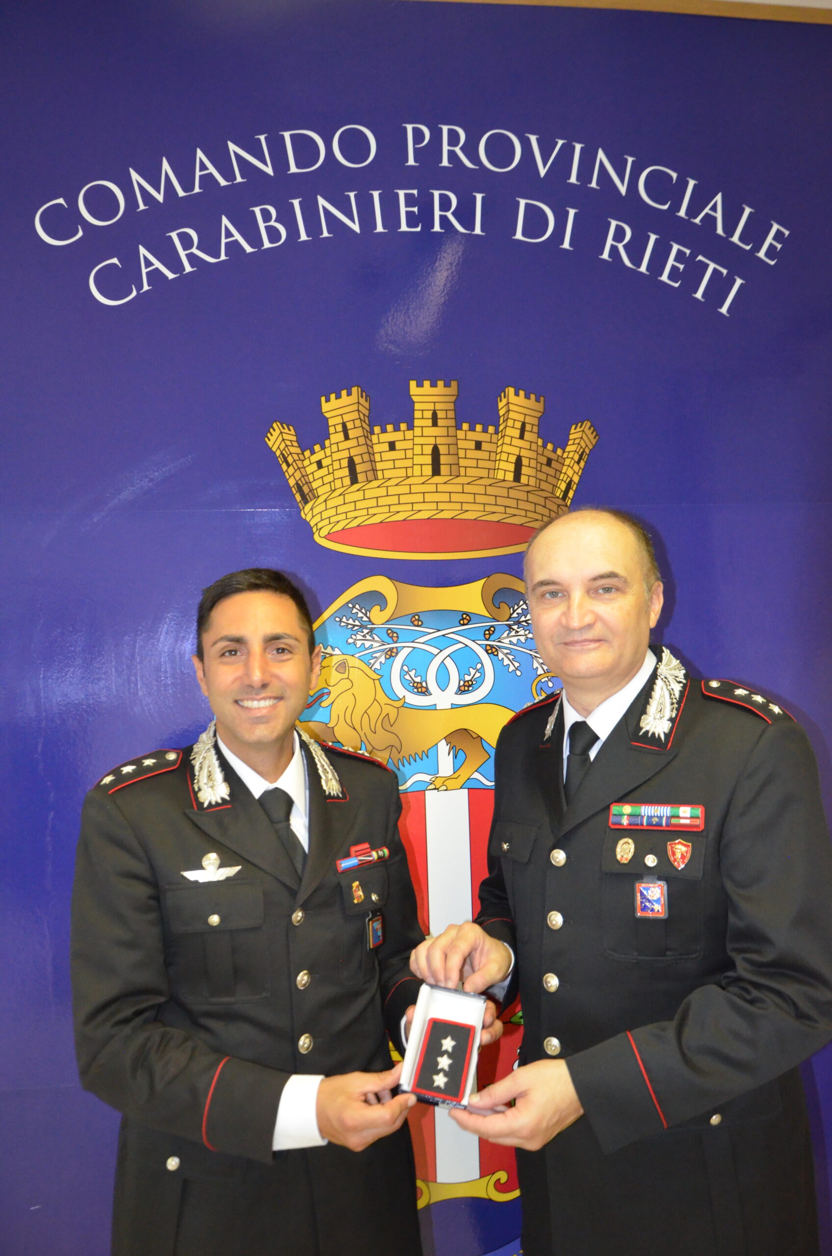 IL COMANDANTE DEL NUCLEO OPERATIVO E RADIOMOBILE PAOLO BERNABEI PROMOSSO CAPITANO.