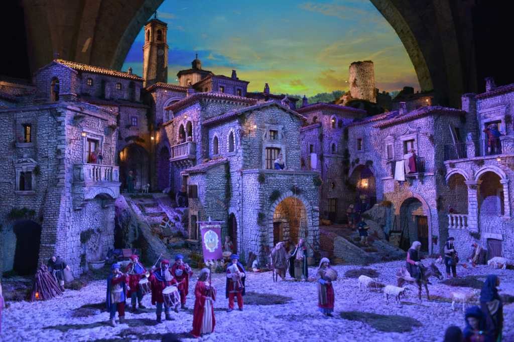 Presepi monumentali al Palazzo Papale di Rieti: oltre 25.000 visitatori nel periodo estivo
