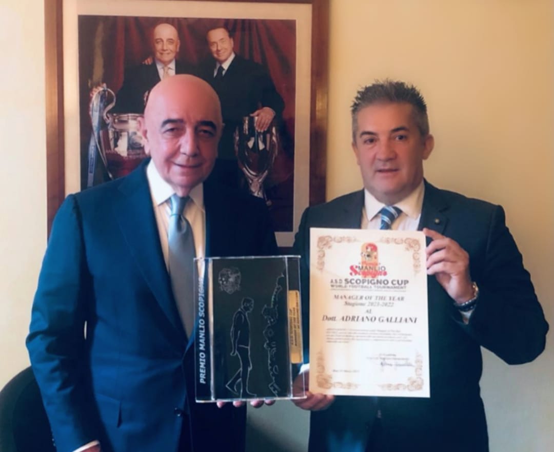 CONSEGNATO PREMIO MANLIO SCOPIGNO, MANAGER OF THE YEAR AD ADRIANO GALLIANI