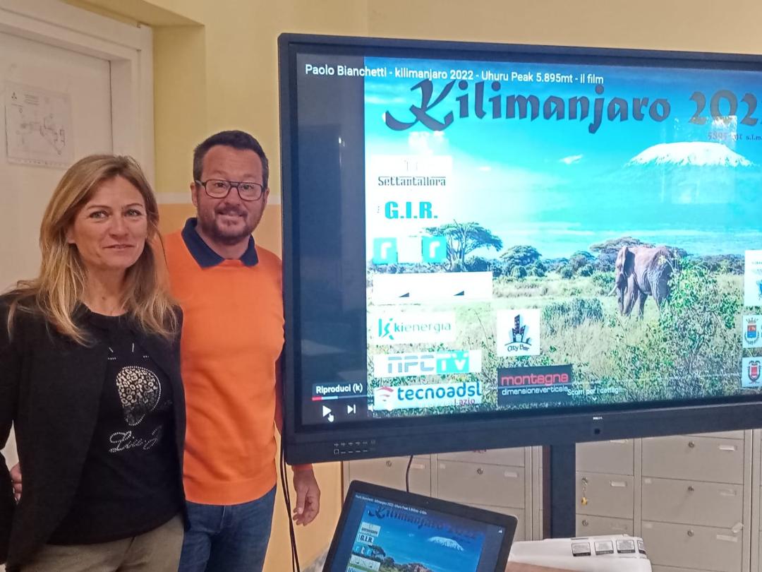 DALLA VETTA DEL KILIMANJARO AI BANCHI DELLA “RICCI” PER RACCONTARE LA SCALATA