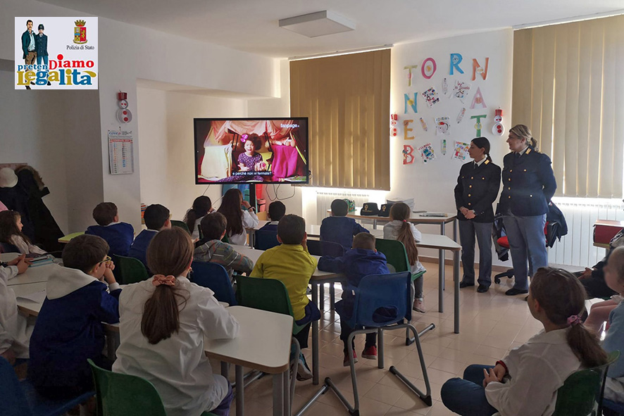 Concorso “PretenDiamo Legalità”: la Polizia di Stato reatina incontra gli studenti