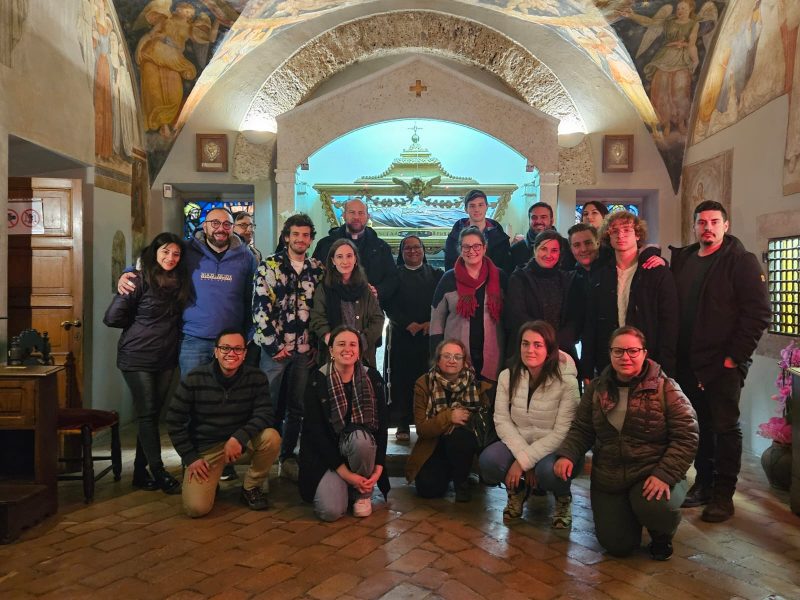 Gioia e fede tra le acque del Lago Salto: un viaggio spirituale per i giovani della Diocesi di Rieti