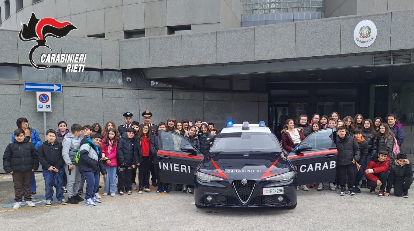 “UN GIORNO DA CARABINIERE” PER GLI ALUNNI DELLA SCUOLA “ANTONIO MALFATTI”