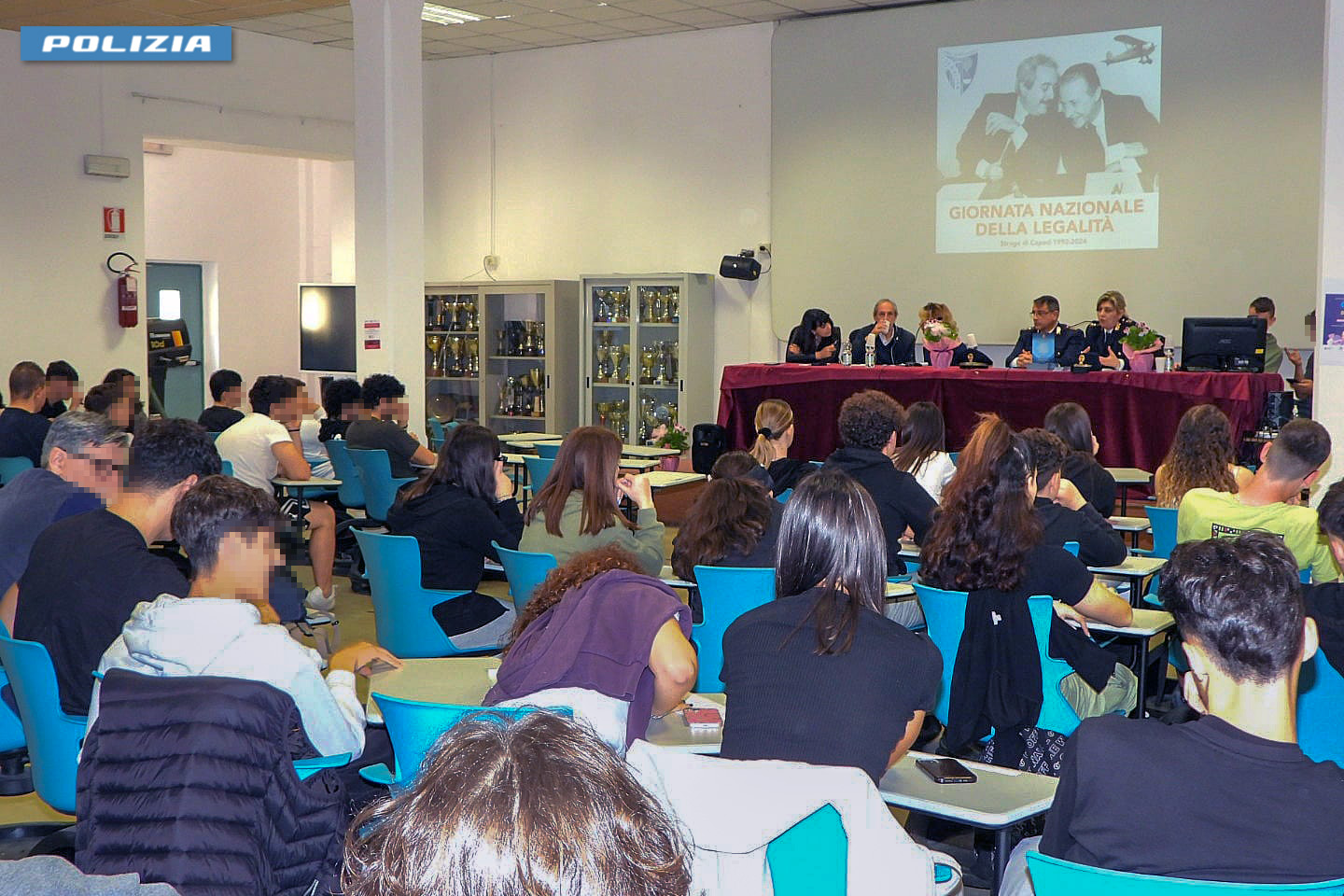 “GIORNATA NAZIONALE DELLA LEGALITA’”: LA POLIZIA DI STATO INCONTRA GLI STUDENTI