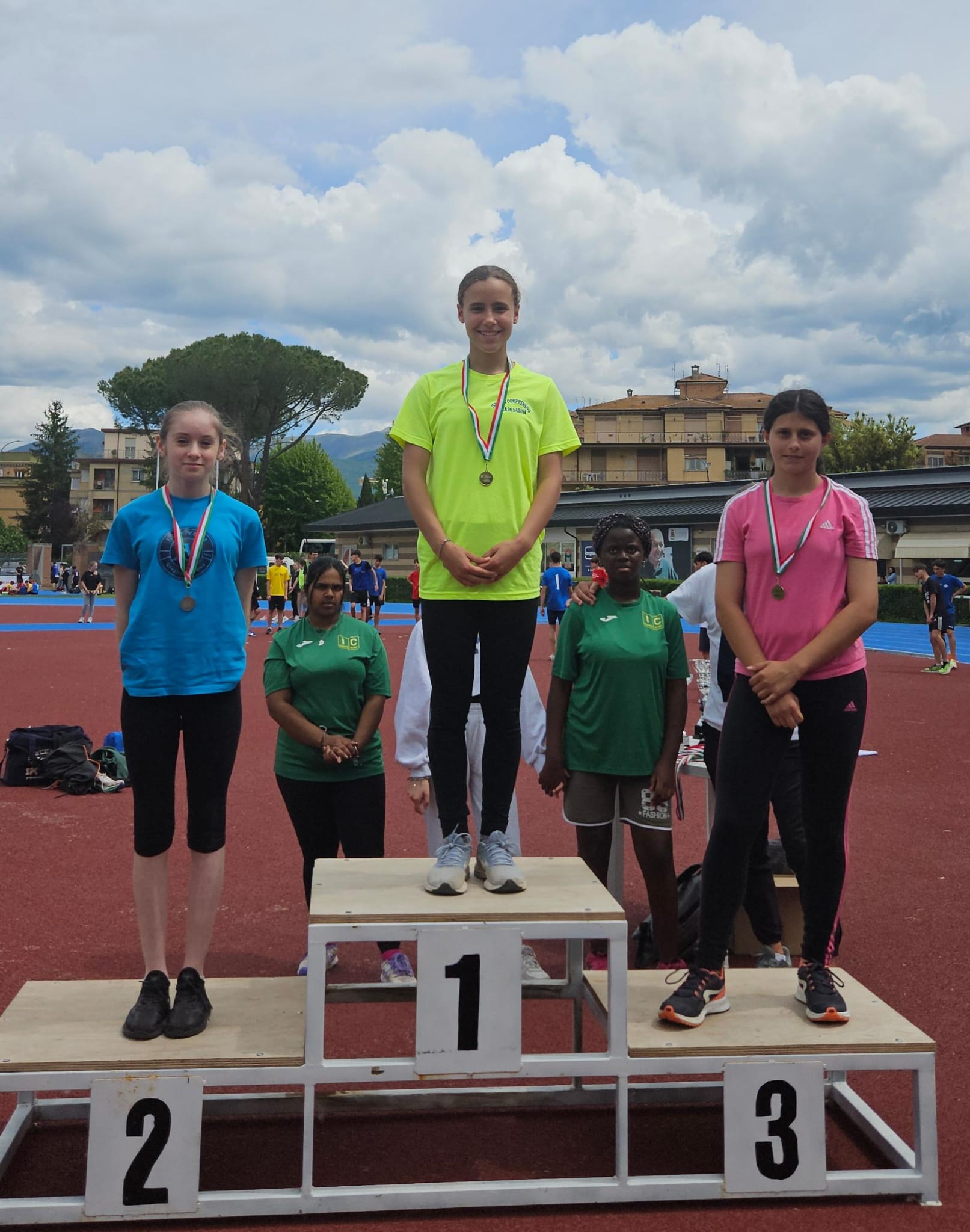 **Finali regionali dei campionati studenteschi: ottimi risultati per la Scuola Media di Fara in Sabina**