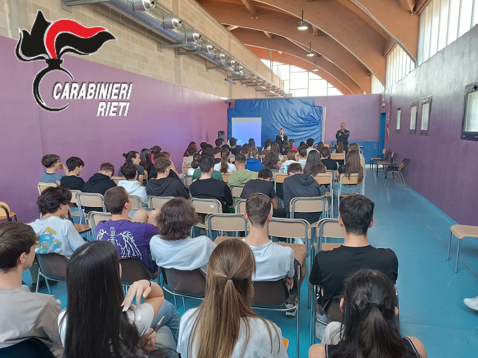 PASSO CORESE, I CARABINIERI INCONTRANO GLI STUDENTI DEL “ROCCI”