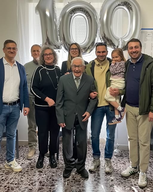 BERNARDINO MANCINI COMPIE 100 ANNI, GLI AUGURI DEL SINDACO SINIBALDI