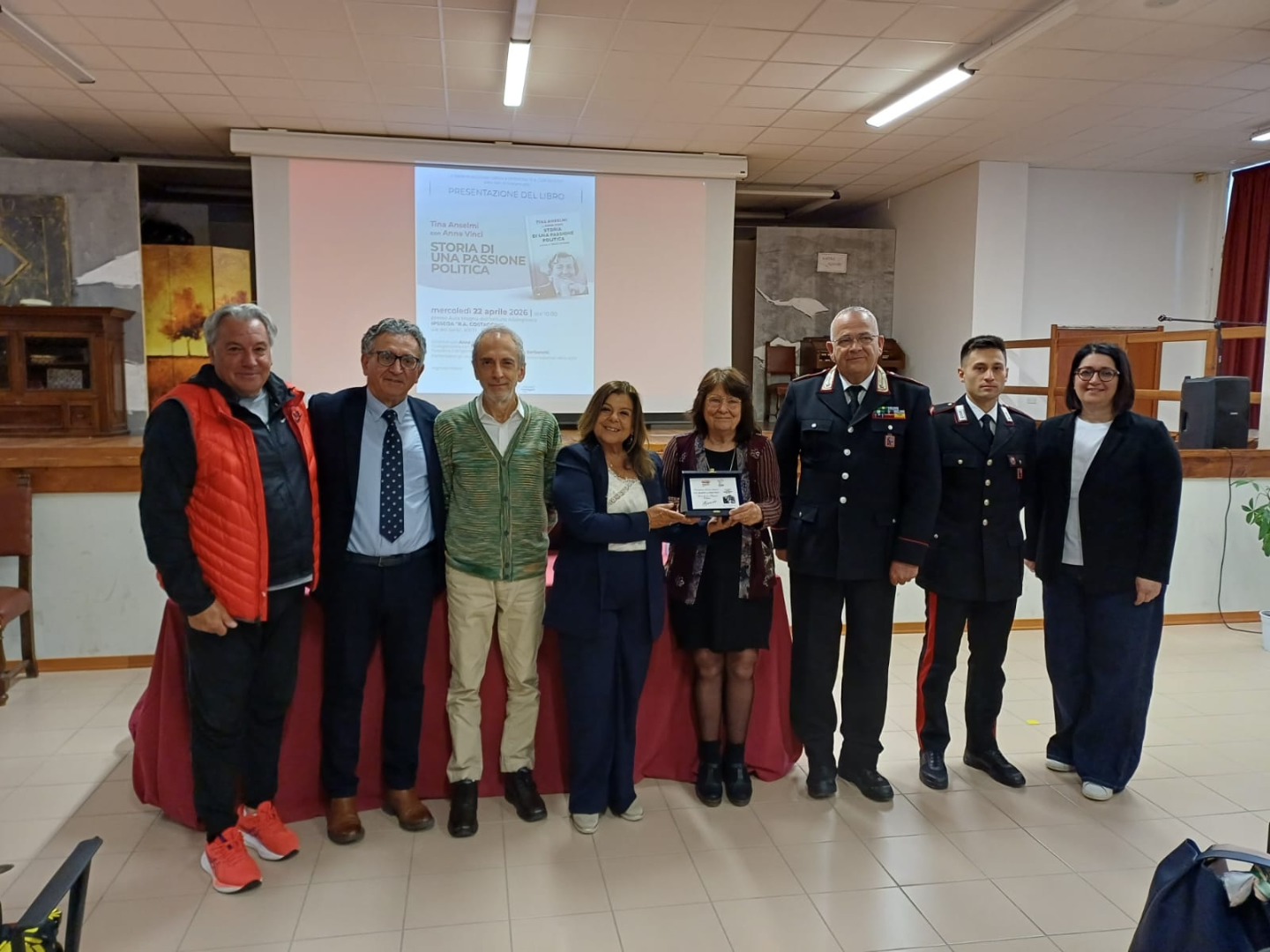 RIETI, SUCCESSO PER LA PRESENTAZIONE DEL LIBRO DI ANNA VINCI ALL’ISTITUTO ALBERGHIERO “COSTAGGINI”