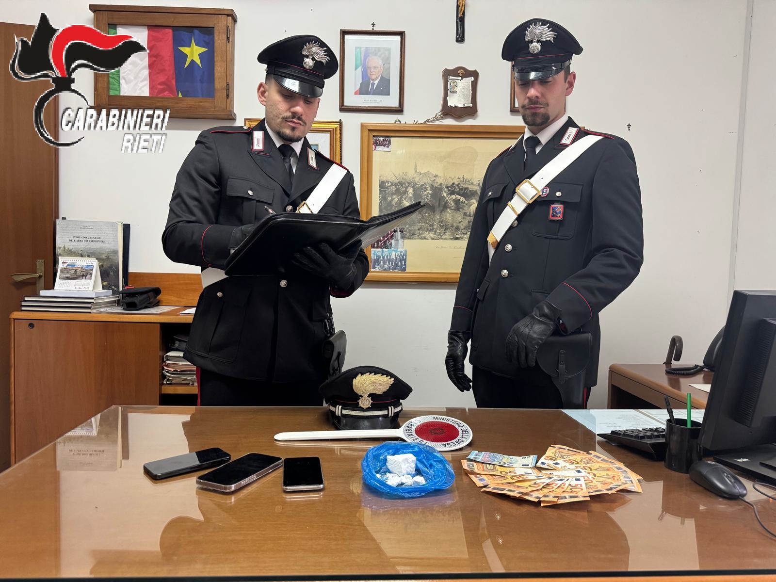 I CARABINIERI ARRESTANO UN GIOVANE TROVATO IN POSSESSO DI OLTRE 50 GRAMMI DI COCAINA