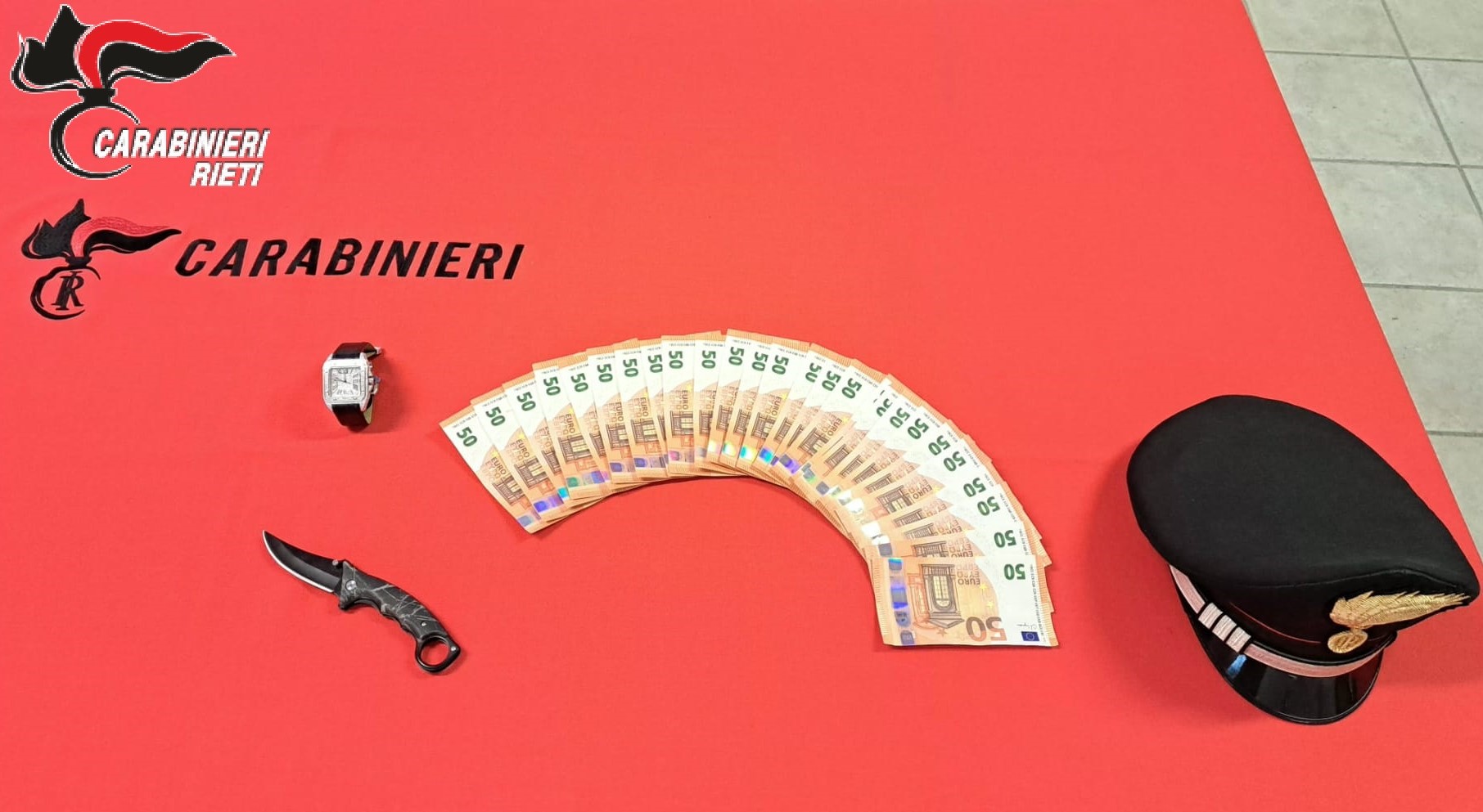 TENTANO DI SPENDERE BANCONOTE FALSE: ARRESTATI DAI CARABINIERI DUE GIOVANI, SEQUESTRATI 1.300 EURO FALSI E UN COLTELLO.