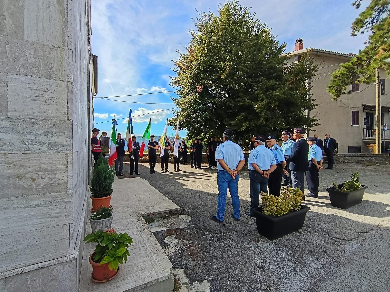A Collalto Sabino i Carabinieri insegnano ai cadetti il valore del servizio