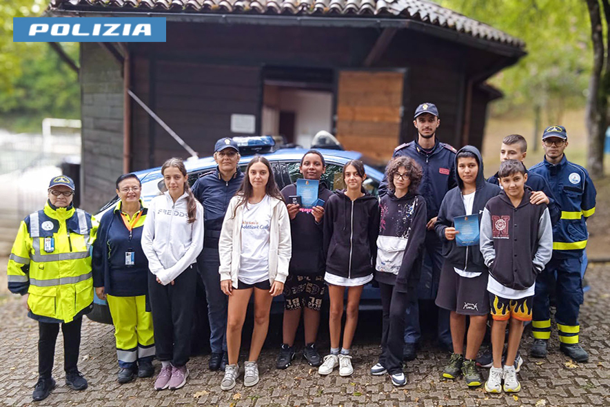 LA POLIZIA DI STATO A COLLI SUL VELINO CON I RAGAZZI DEL CAMPO ESTIVO “IO NON RISCHIO- ANCH’IO SONO LA PROTEZIONE CIVILE”