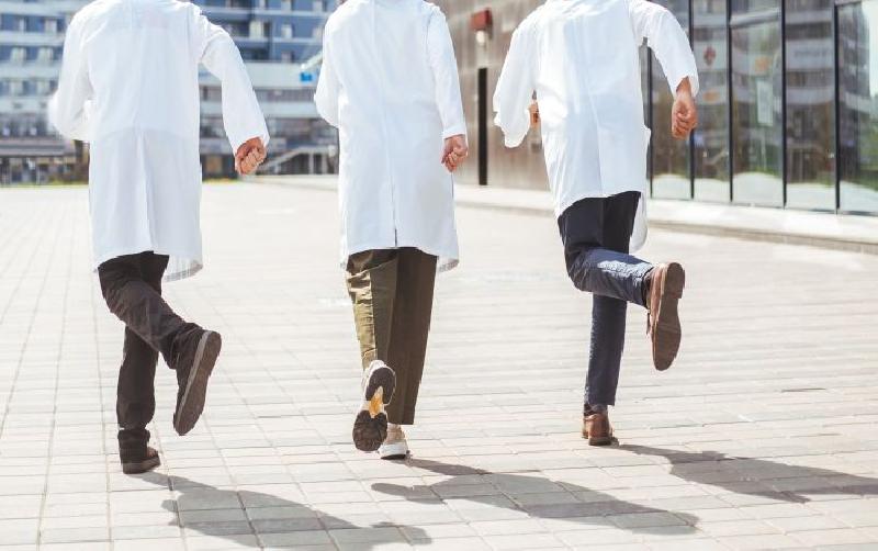 Medici ospedalieri, più di 3mila dimissioni in un anno
